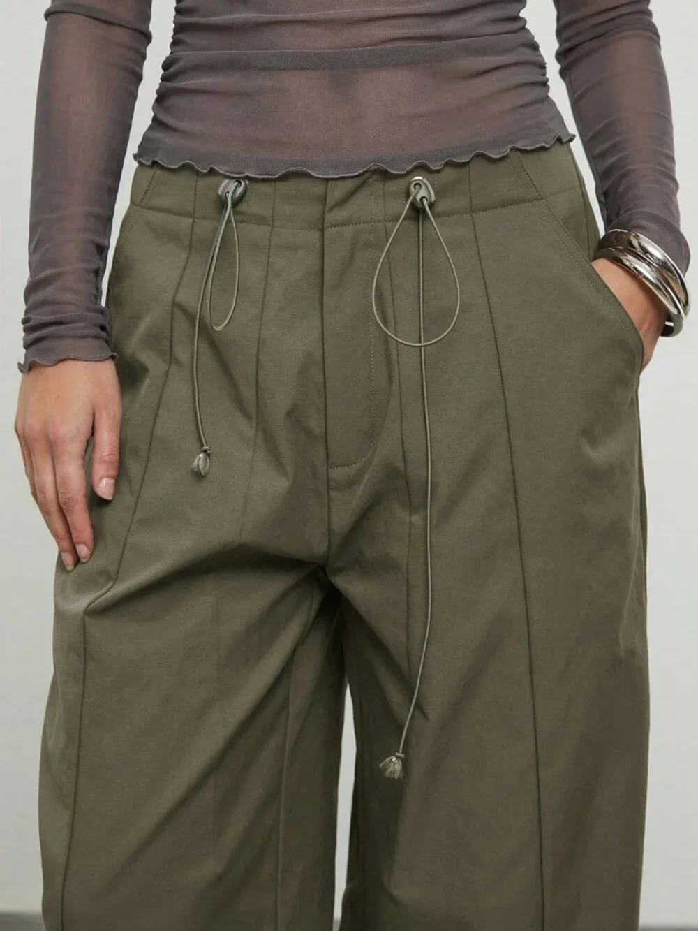 Green Casual Women's Mid Balloon Pleated Nylon Trousers
